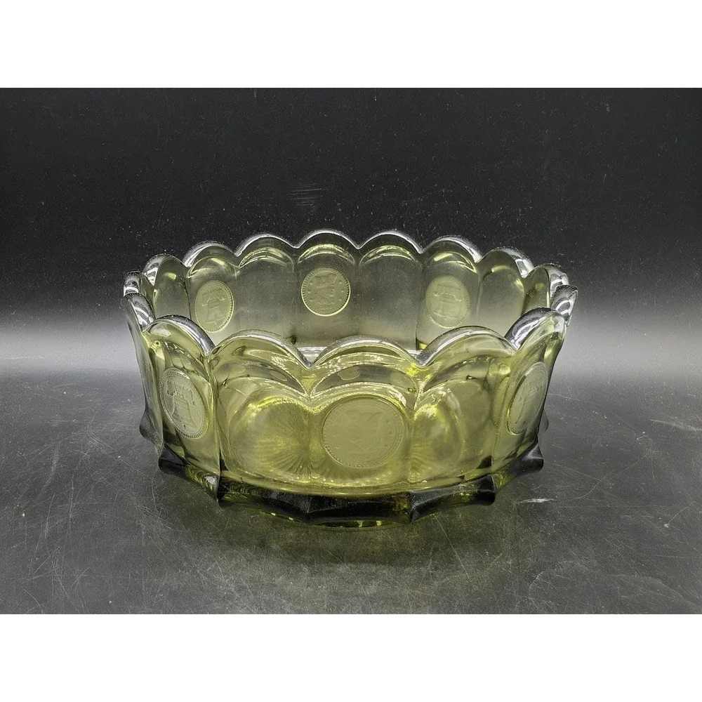 Fostoria Coin Glass Olive Green Scalloped Fruit Bowl‎ Frosted Liberty Bell Eagle